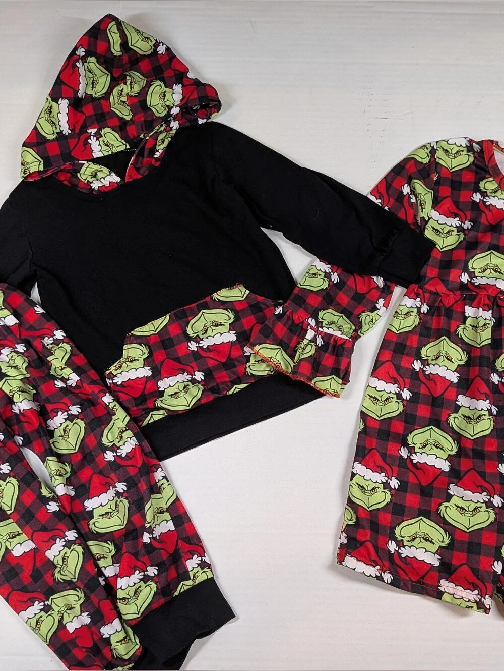 Boy Girl Twin Matching Grinch Christmas Set  3T